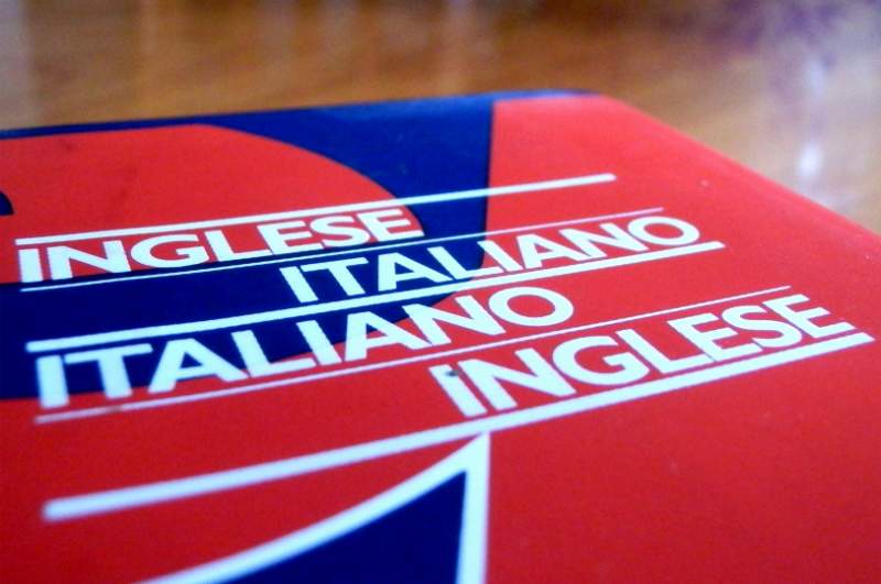 dizionario_italiano_inglese_800x531